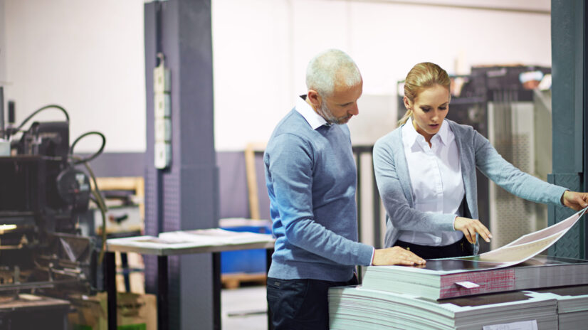 benefits of outsourcing printing scaled